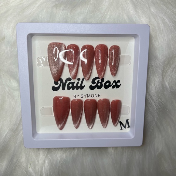 Nail Box “Summer Magic” - Handmade Press On Nails 💅 - Picture 4 of 4